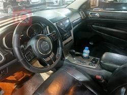 جیپ گراند شیرۆکی